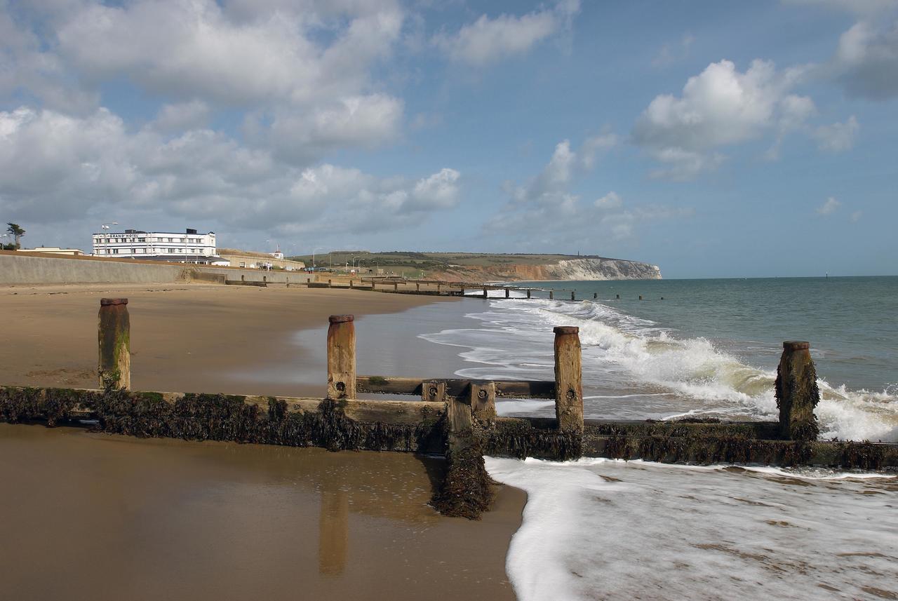 Sandown Hotel - Sandown, Isle Of Wight --- Return Car Ferry 89 Pounds From Southampton Dış mekan fotoğraf